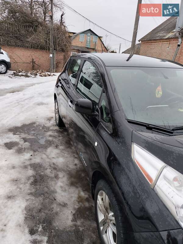 Хетчбек Nissan Leaf 2015 в Вінниці фото 4 Хетчбек Nissan Leaf 2015 в Вінниці