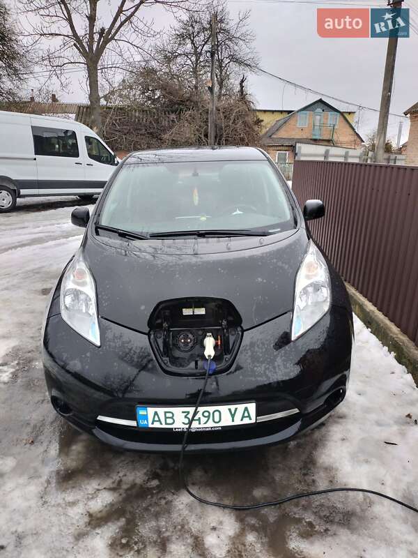Хетчбек Nissan Leaf 2015 в Вінниці фото 12 Хетчбек Nissan Leaf 2015 в Вінниці
