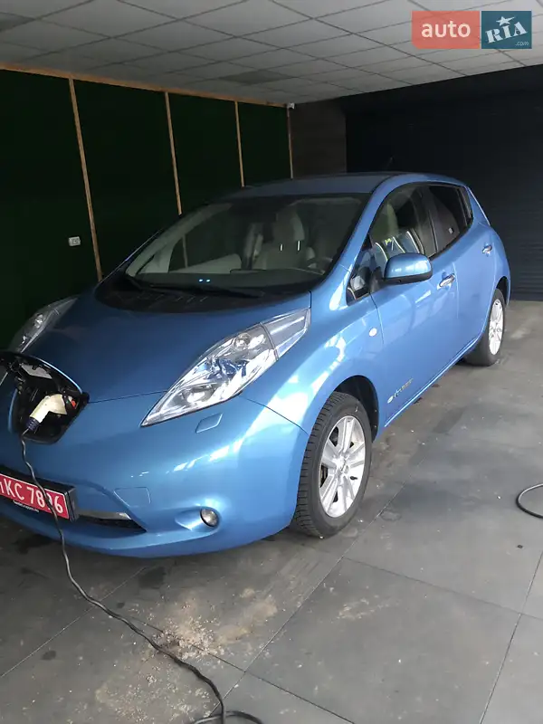 Nissan Leaf 2012