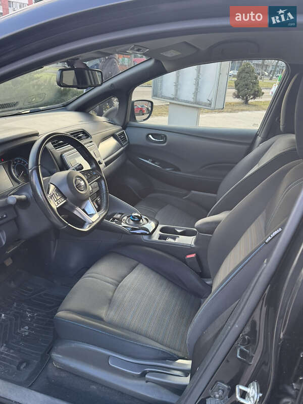 Хетчбек Nissan Leaf 2018 в Миколаєві