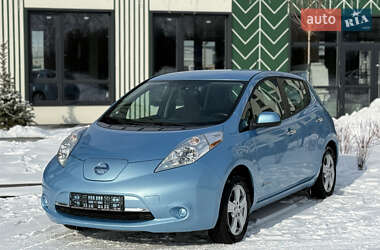 Хэтчбек Nissan Leaf 2014 в Городке