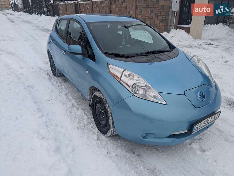 Хэтчбек Nissan Leaf 2015 в Киеве фото 2 Хэтчбек Nissan Leaf 2015 в Киеве