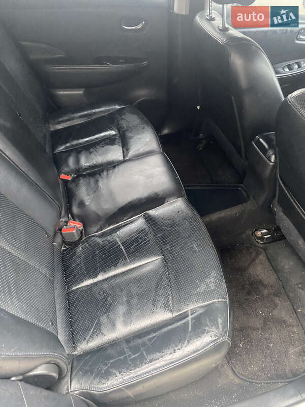 Хэтчбек Nissan Leaf 2013 в Одессе фото 20 Хэтчбек Nissan Leaf 2013 в Одессе