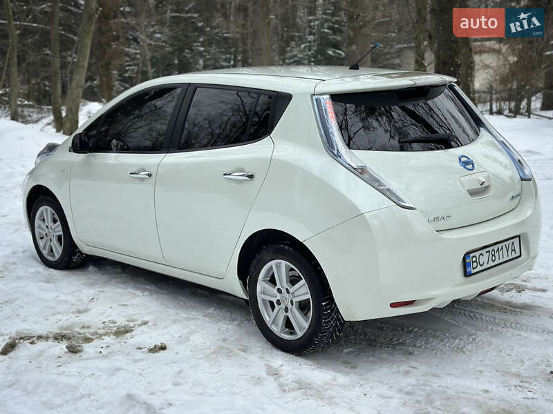 Хетчбек Nissan Leaf 2011 в Трускавці