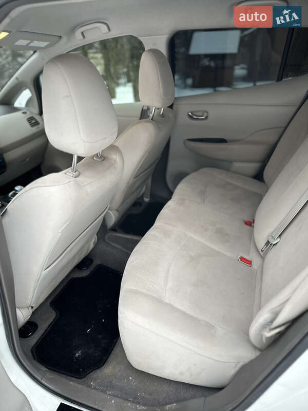 Хетчбек Nissan Leaf 2011 в Трускавці