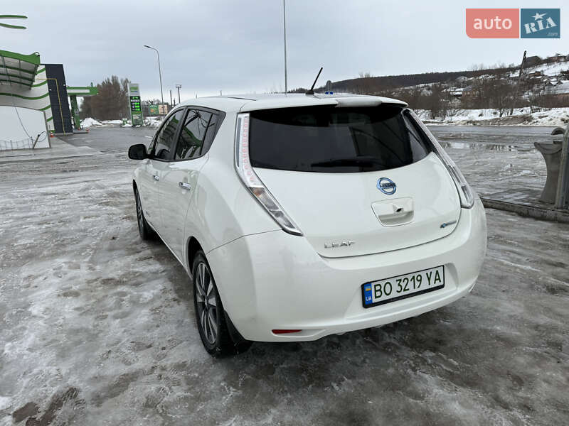 Хэтчбек Nissan Leaf 2015 в Бережанах фото 7 Хэтчбек Nissan Leaf 2015 в Бережанах