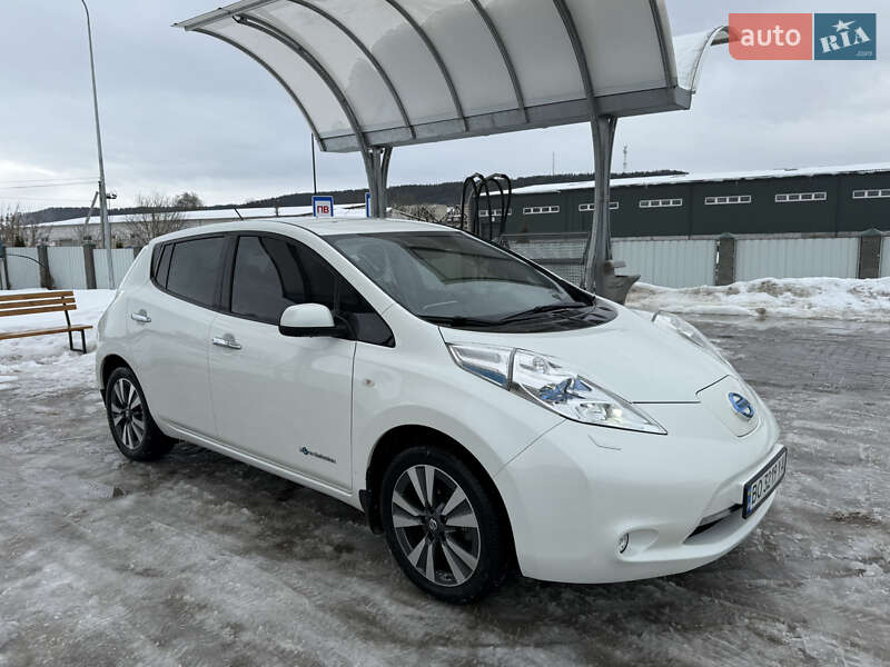 Хэтчбек Nissan Leaf 2015 в Бережанах фото 12 Хэтчбек Nissan Leaf 2015 в Бережанах