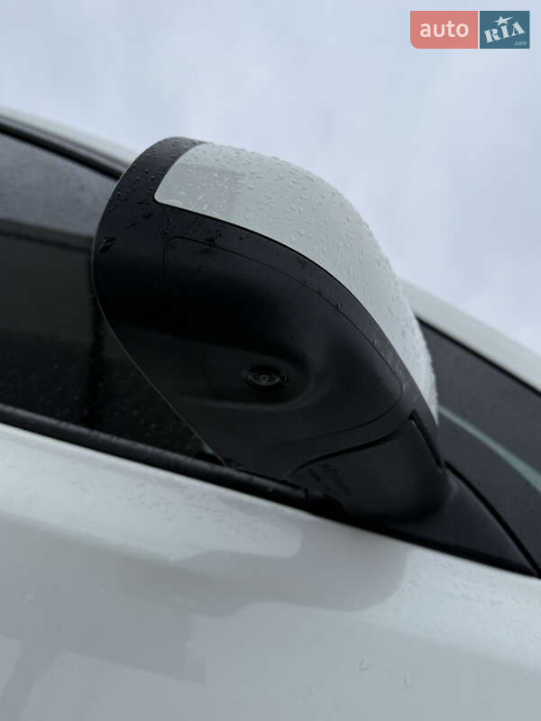 Хэтчбек Nissan Leaf 2015 в Бережанах фото 18 Хэтчбек Nissan Leaf 2015 в Бережанах