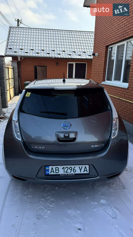 Хэтчбек Nissan Leaf 2015 в Виннице фото 13 Хэтчбек Nissan Leaf 2015 в Виннице