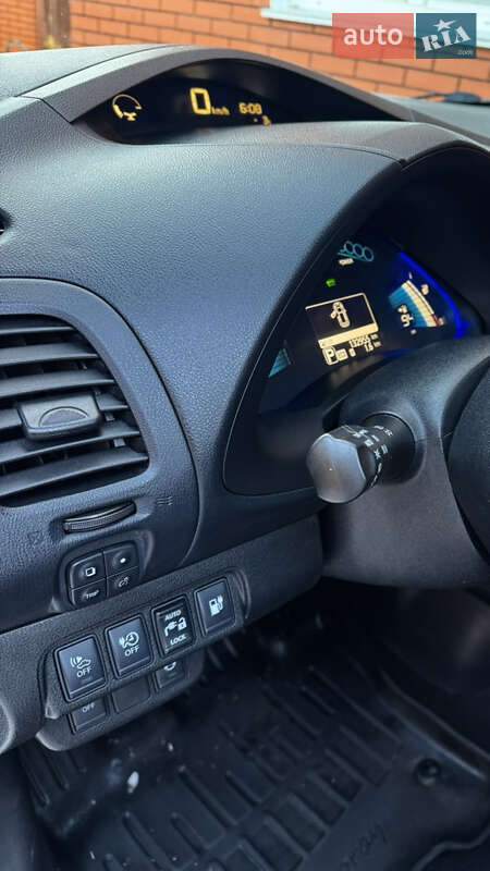 Хэтчбек Nissan Leaf 2015 в Виннице фото 26 Хэтчбек Nissan Leaf 2015 в Виннице
