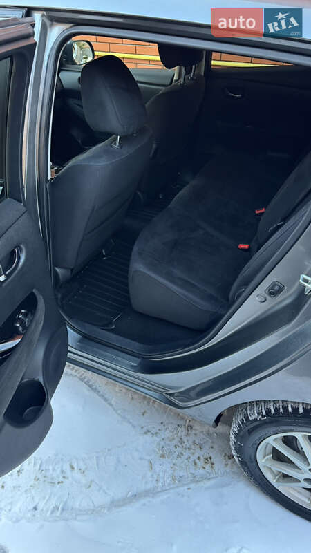 Хэтчбек Nissan Leaf 2015 в Виннице фото 22 Хэтчбек Nissan Leaf 2015 в Виннице
