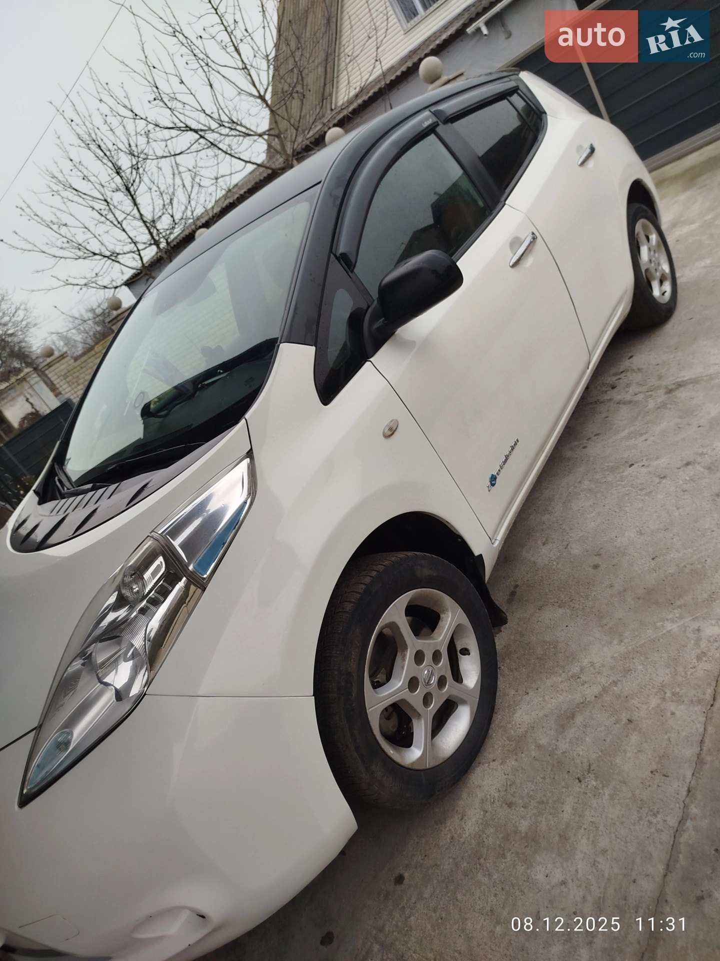 2017 Nissan Leaf - мініатюра 2