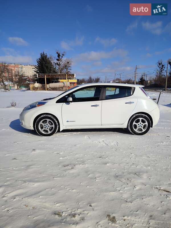 Nissan Leaf 2014