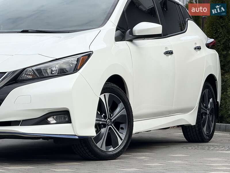 Хэтчбек Nissan Leaf 2020 в Дрогобыче