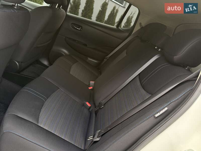 Хэтчбек Nissan Leaf 2020 в Дрогобыче