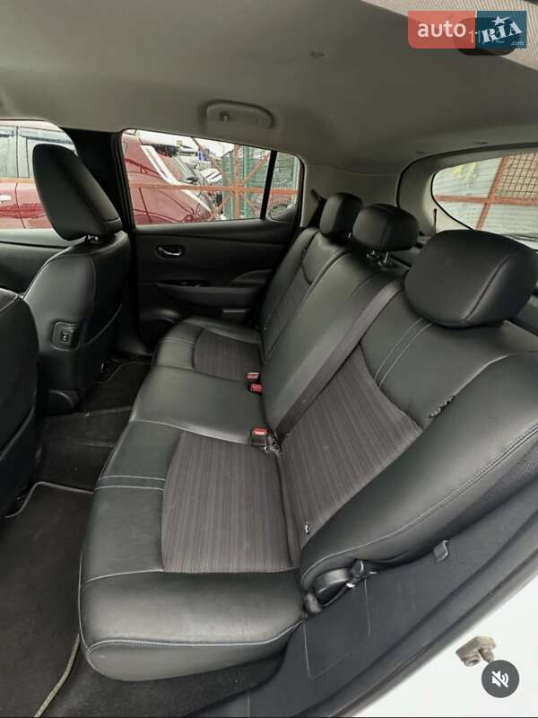 Хетчбек Nissan Leaf 2018 в Олександрії