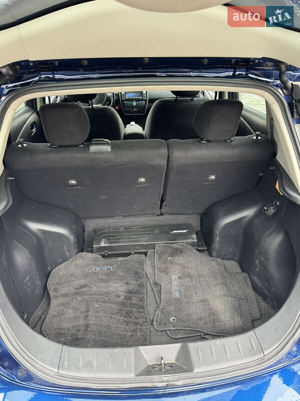 Хэтчбек Nissan Leaf 2016 в Черновцах