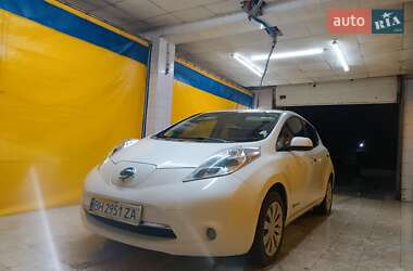 Хэтчбек Nissan Leaf 2014 в Одессе