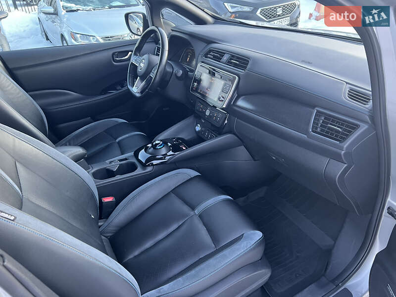 Хетчбек Nissan Leaf 2018 в Києві