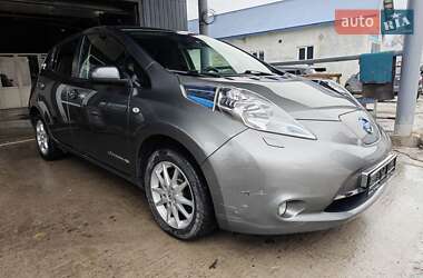 Хэтчбек Nissan Leaf 2015 в Ивано-Франковске