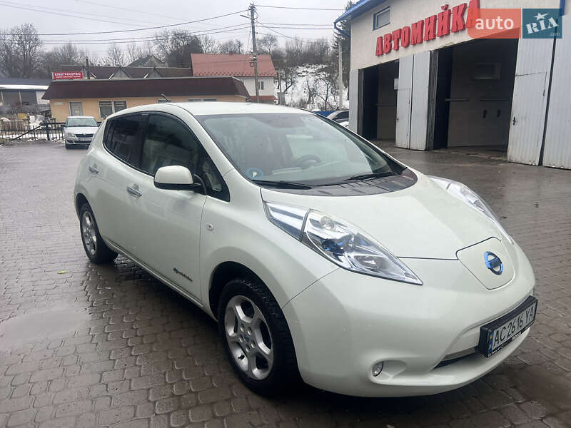 Хэтчбек Nissan Leaf 2012 в Кременце фото 5 Хэтчбек Nissan Leaf 2012 в Кременце