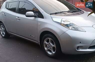 Хэтчбек Nissan Leaf 2012 в Одессе