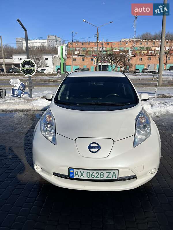 Nissan Leaf 2016