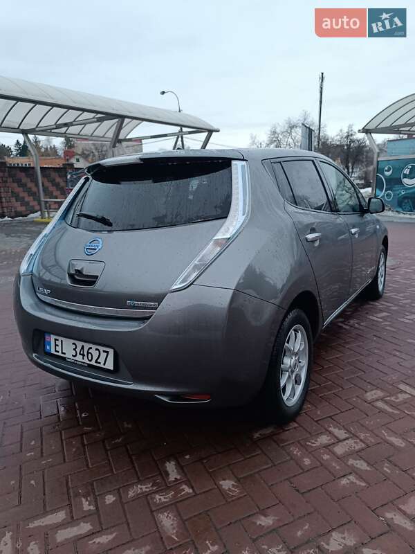 Хэтчбек Nissan Leaf 2014 в Ровно