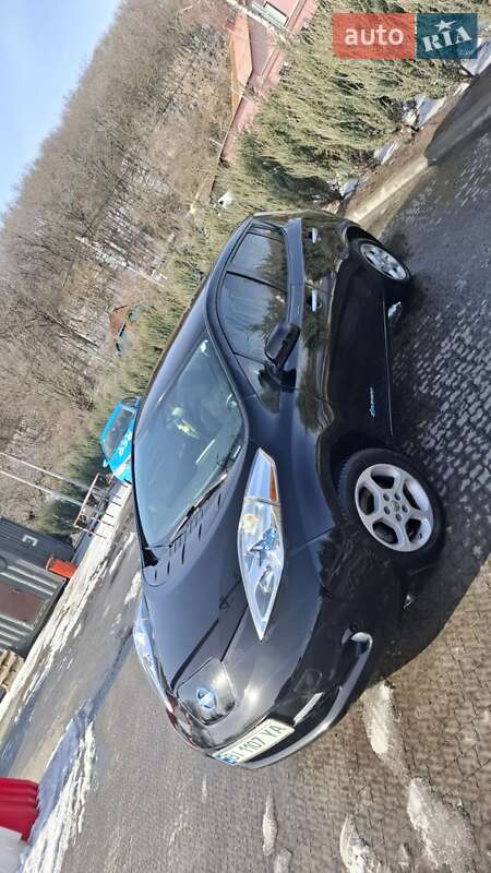 Хэтчбек Nissan Leaf 2014 в Полтаве