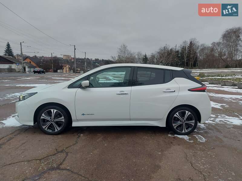 Хэтчбек Nissan Leaf 2018 в Житомире