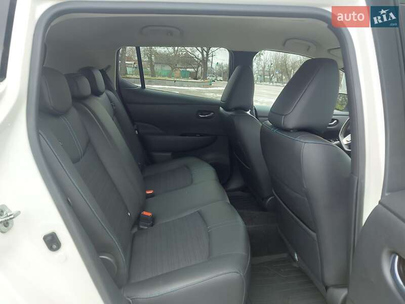 Хэтчбек Nissan Leaf 2018 в Житомире