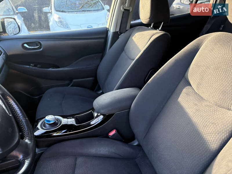 Хетчбек Nissan Leaf 2013 в Луцьку фото 19 Хетчбек Nissan Leaf 2013 в Луцьку