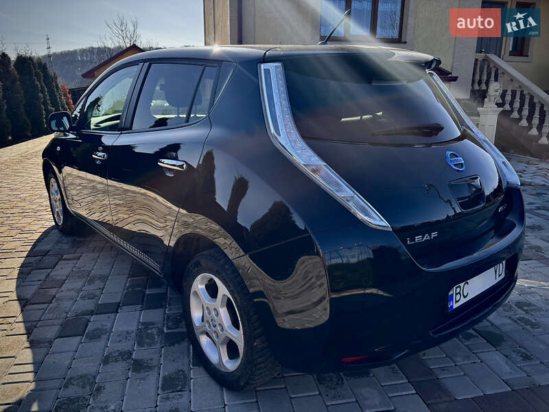 Хэтчбек Nissan Leaf 2014 в Стрые