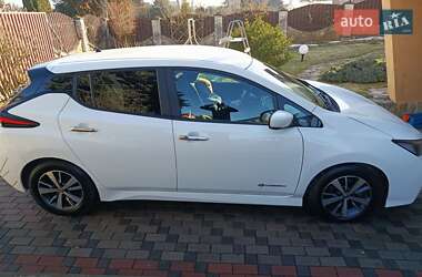 Хетчбек Nissan Leaf 2018 в Львові