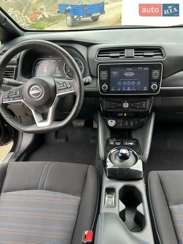 Хетчбек Nissan Leaf 2022 в Чернівцях