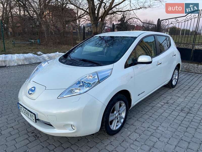 Хэтчбек Nissan Leaf 2016 в Львове фото Хэтчбек Nissan Leaf 2016 в Львове