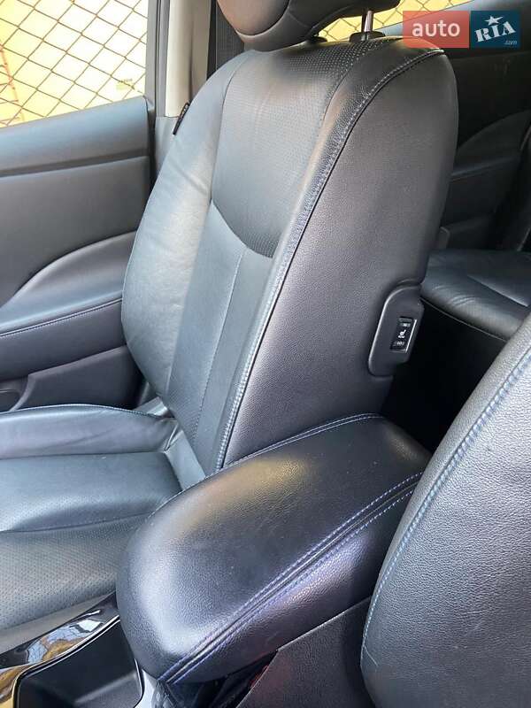 Хэтчбек Nissan Leaf 2016 в Львове фото 24 Хэтчбек Nissan Leaf 2016 в Львове