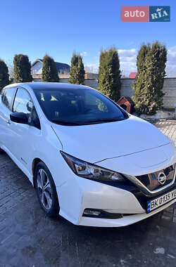 Хетчбек Nissan Leaf 2018 в Рівному