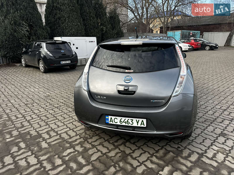 Хэтчбек Nissan Leaf 2013 в Луцке
