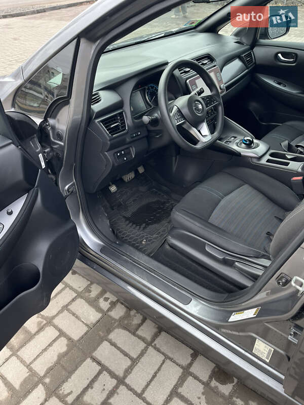Хэтчбек Nissan Leaf 2021 в Днепре фото 13 Хэтчбек Nissan Leaf 2021 в Днепре
