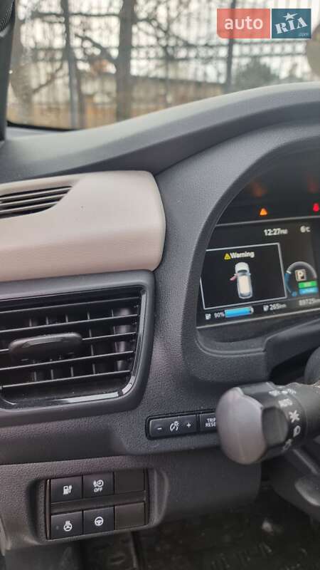 Хэтчбек Nissan Leaf 2020 в Одессе