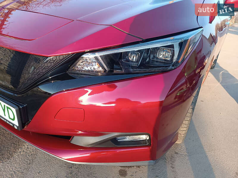 Хетчбек Nissan Leaf 2024 в Шептицькому
