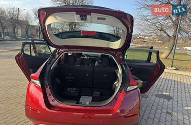 Хетчбек Nissan Leaf 2024 в Шептицькому
