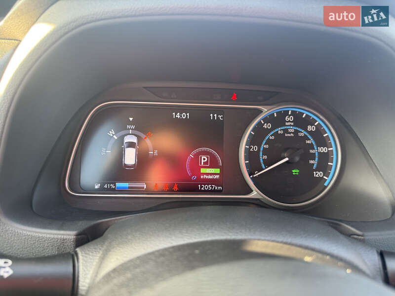 Хетчбек Nissan Leaf 2024 в Шептицькому