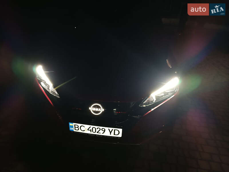 Хетчбек Nissan Leaf 2024 в Шептицькому