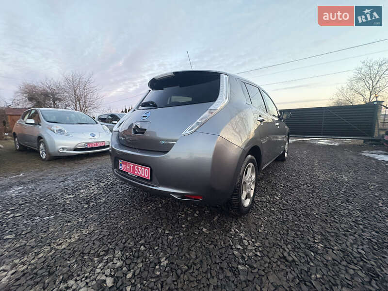 Хетчбек Nissan Leaf 2016 в Луцьку