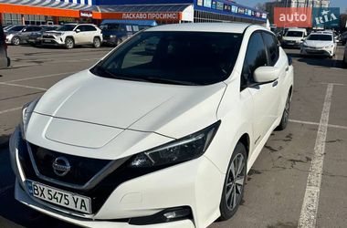 Хетчбек Nissan Leaf 2018 в Хмельницькому