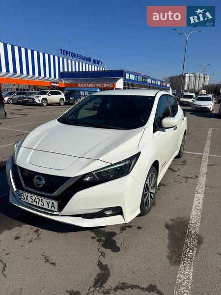 Хетчбек Nissan Leaf 2018 в Хмельницькому фото Хетчбек Nissan Leaf 2018 в Хмельницькому