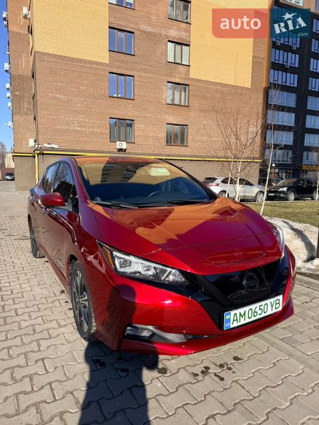 Хэтчбек Nissan Leaf 2018 в Житомире