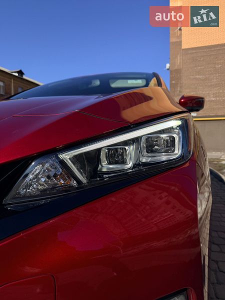 Хэтчбек Nissan Leaf 2018 в Житомире